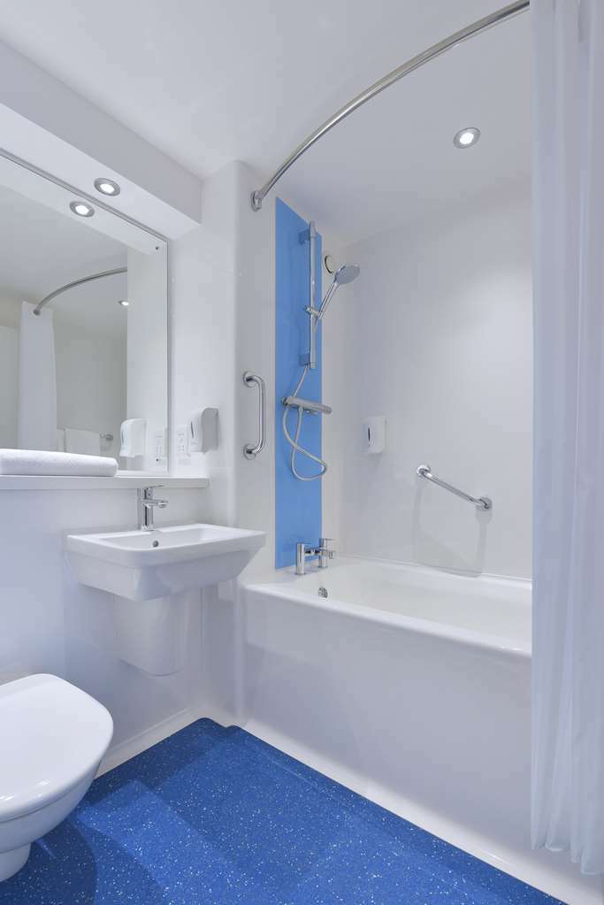 Travelodge Birmingham Central Bull Ring Zimmer foto